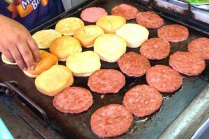 Authentic Malaysian Street Food Tour With 15+ Tastings Near KLCC - Start Smart at LRT Kampung Baru Station (6 pm)