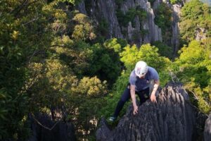 Climb and Abseiling Hidden Pinnacles of Takun - Entering the Route: From an Easy 20m Climb to a 50m Viewpoint