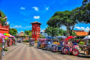 From Kuala Lumpur: Historical Melaka Day Tour with Lunch - Pickup, vehicle comfort, and what to bring