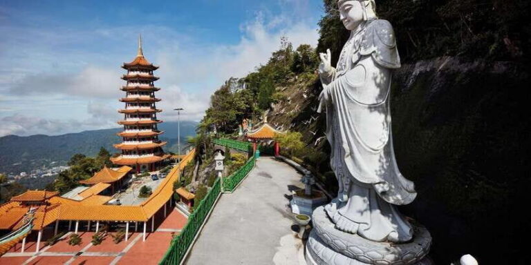From Kuala Lumpur: Private Genting Highlands Day Trip - Genting Skyway: the mono-cable ride and the views you’ll actually remember