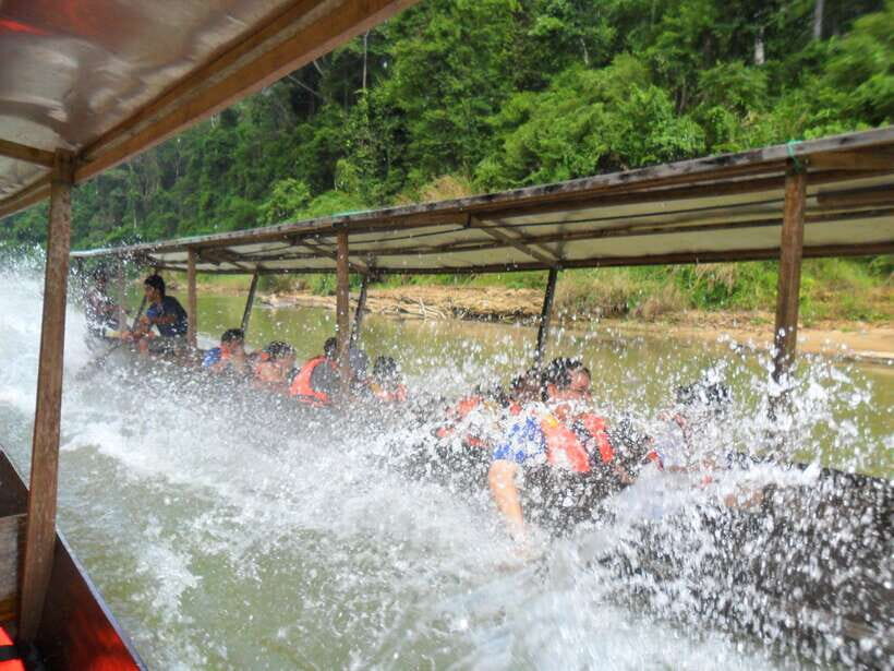 From Kuala Lumpur: Taman Negara National Park Trek Day Tour - Park entry plus Kuala Tahan: your setup before the jungle work