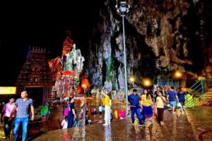 Half Day Cultural And Batu Caves Tour in Kuala Lumpur - Batu Caves: 272 steps to Lord Murugan