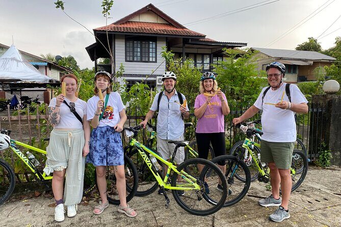 Half-Day Heritage Bike Tour in Kuching - Heritage zone lanes: how the guidance helps you see more