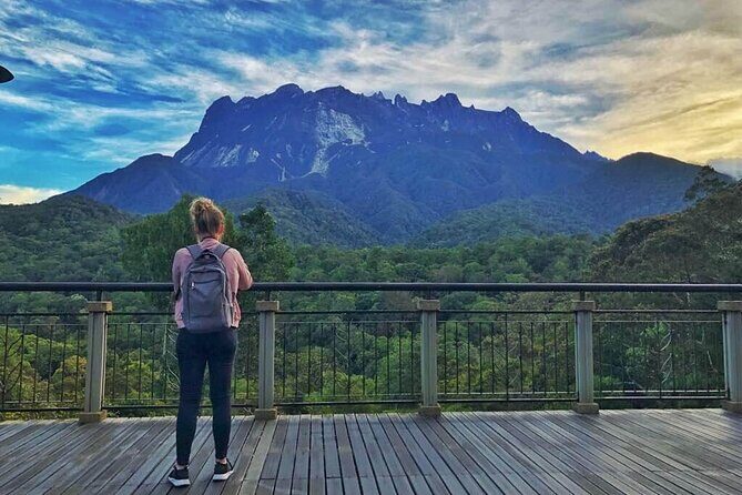 Kinabalu Park & Poring Hot Springs Tour with Desa Dairy Farm - Nabalu Market and the fruit-stop reset