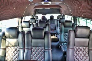 Kuala Lumpur Airport Arrival Transfer to Kuala Lumpur City - Timing and Flight Changes: The Real Value of Waiting Up to 60 Minutes