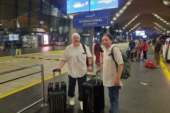 Kuala Lumpur City to Kuala Lumpur International Airport Transfer - Night Pickup and the 50% Surcharge (Know Before You Pay)