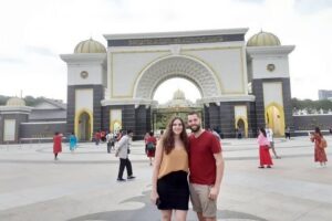Kuala Lumpur Must-See Landmarks with Professional Tour Guide - How Pickup Works in KL (And Why It Matters)