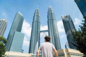 Kuala Lumpur: Private Highlights Instagram Tour - Bukit Bintang street art: the colorful warm-up for your camera