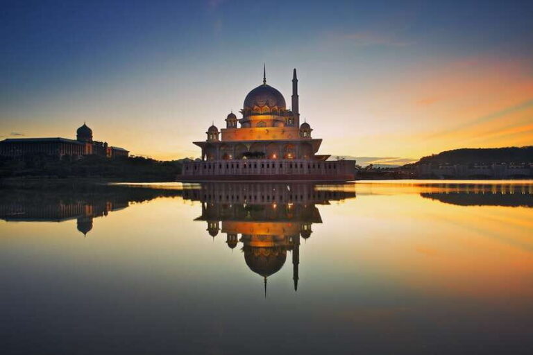 Kuala Lumpur, Putrajaya & Batu Caves Tour - Price and Value: What $79 Gets You in 8 Hours