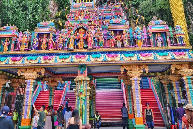 Kuala Lumpur Suburbs Batu Caves Half-Day Tour (SIC/Shared Tour) - The batik workshop stop: where the culture becomes tangible