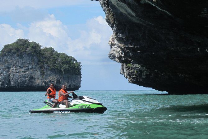 Langkawi : Premium Jet Ski Tour Including Dayang Bunting Island - Meeting at Pantai Cenang and getting on the jet ski confidently