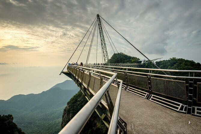 Langkawi Private Tour with Sky Bridge and Cable Car - Private Transportation With an English-Speaking Driver: The Logistics-First Model