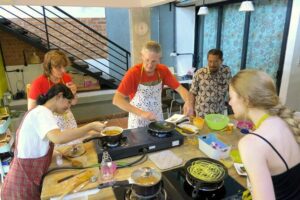 Market Visit & Private Hands-on Cooking Class at Daun Senja - The market visit that changes how you cook