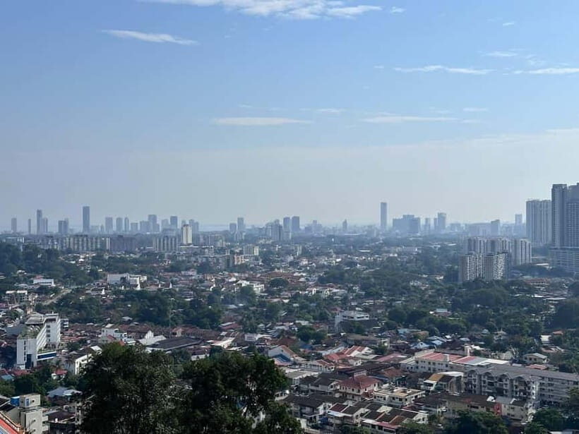 Penang: Half-Day Private Tour in Penang Island - Timing Tricks for Temples, Penang Hill, and Road Closures