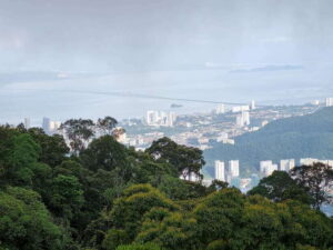 Penang: Kek Lok Si Temple and Penang Hill Guided Tour - Starting in George Town: Pickup, Timing, and Heat Reality