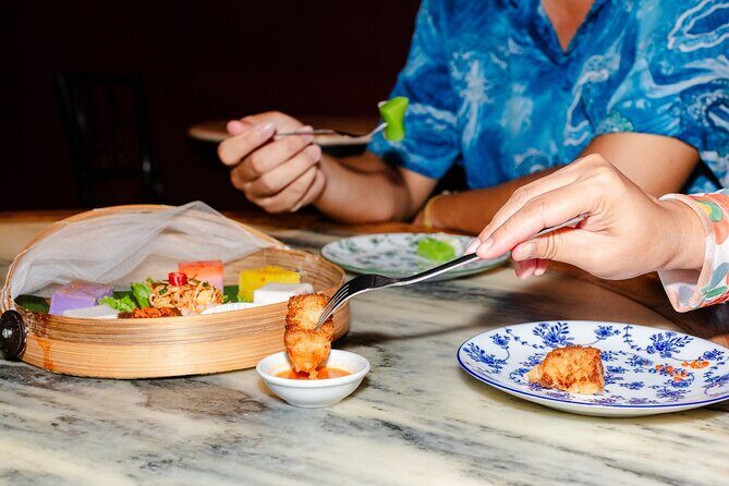 Penang Plates Food Tour with 15+ Tastings - Where You Start (Pinang Peranakan Mansion) and How the Walk Feels