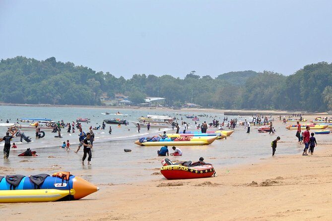 Port Dickson Beach Day Tour with Sunset Cruise - Cape Rachado Lighthouse Walk: A Simple Way to Get More Scenery
