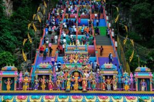 Private Genting Highland Tour With Cable Car Ride & Batu Caves - What $75 gets you: private ride, cable car, and strawberry farm entry